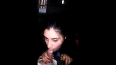 hot arab gf knows who to suck dick