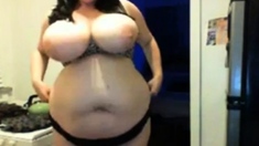 huge boobed bbw webcam